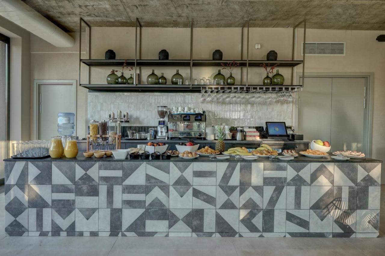 Umani Hotel - Free Beach - Free Parking Goudstrand Buitenkant foto