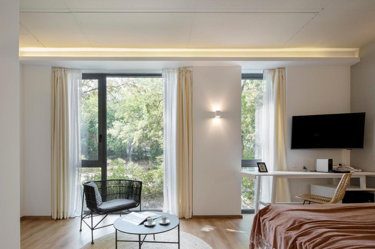 Umani Hotel - Free Beach - Free Parking Goudstrand Buitenkant foto